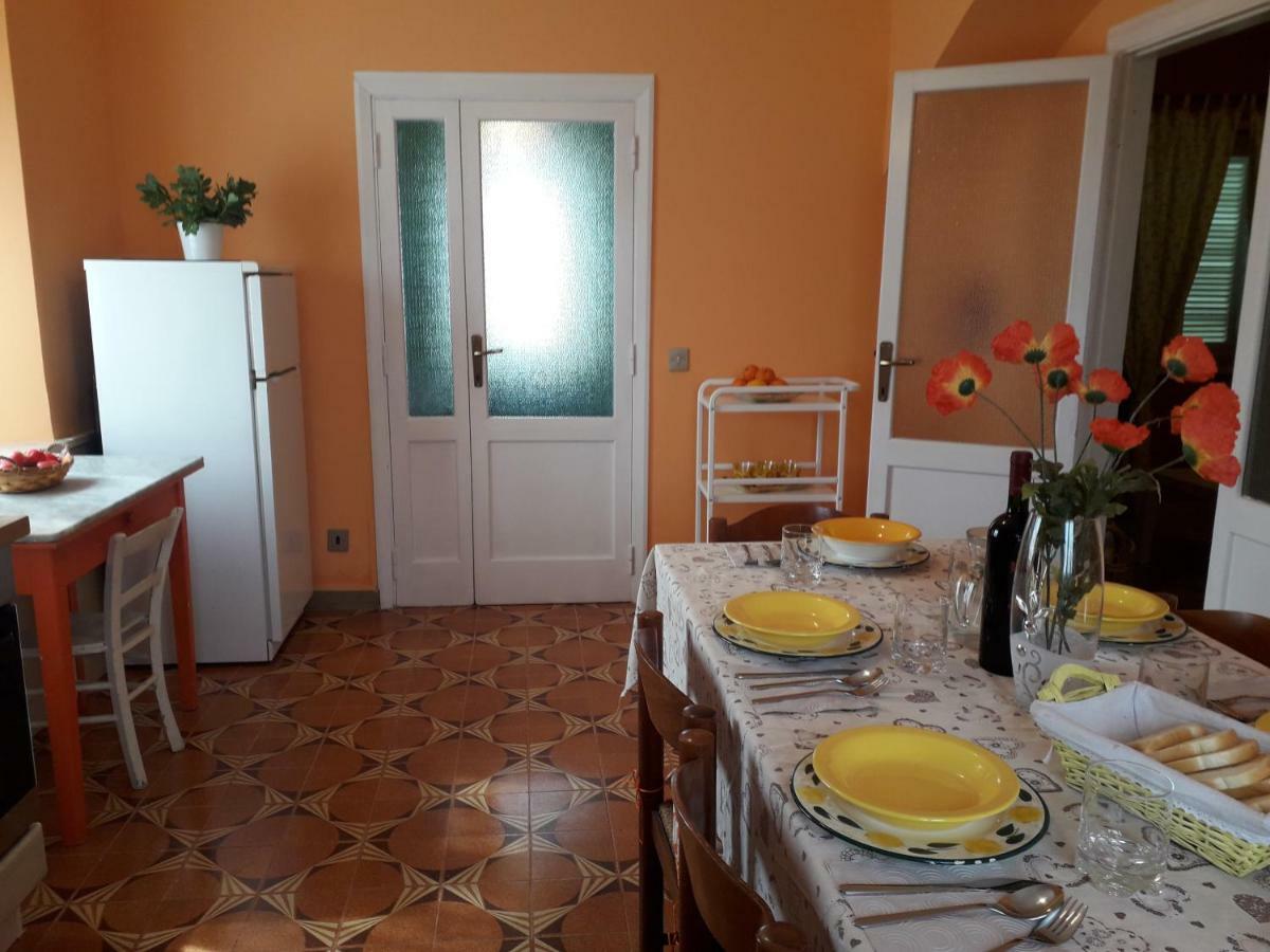 Alle Preci Country House Santa Restituta المظهر الخارجي الصورة