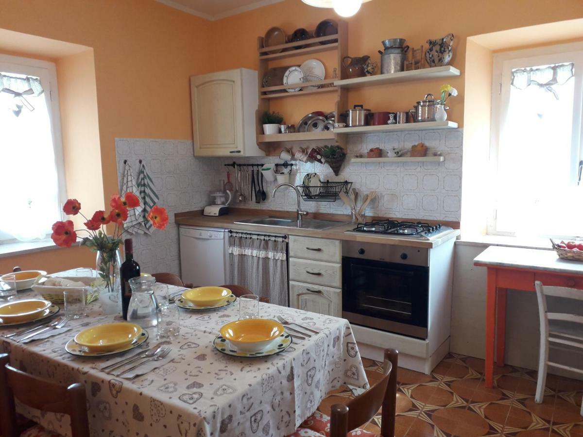 Alle Preci Country House Santa Restituta المظهر الخارجي الصورة